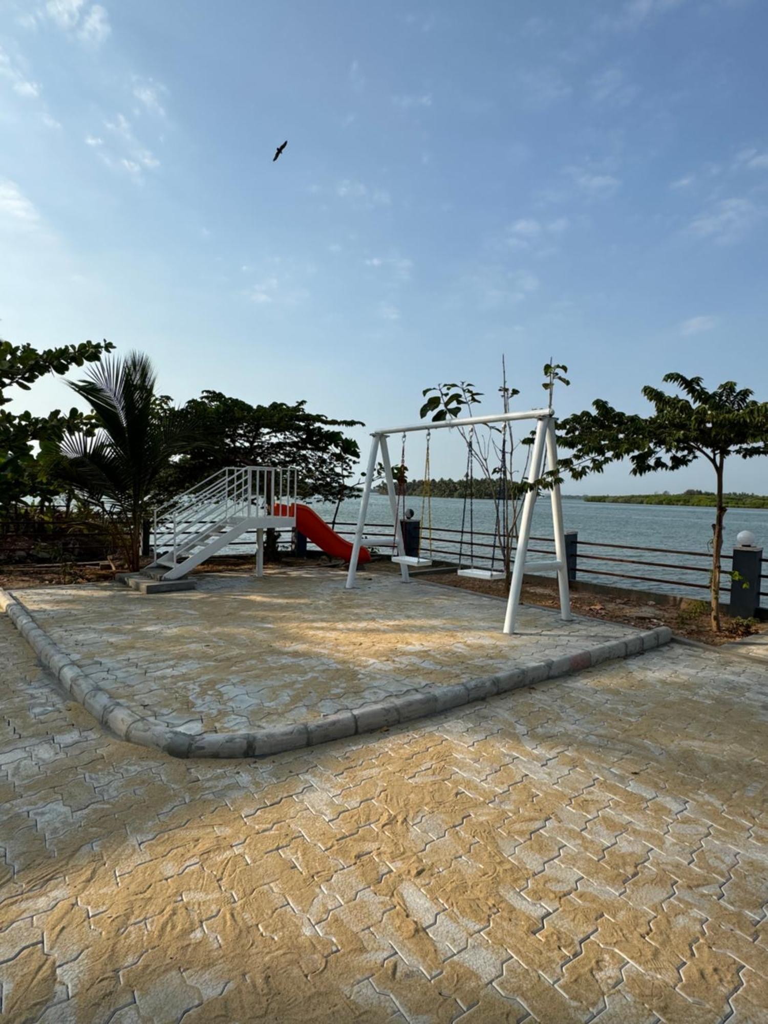The Backwater Homestay Udupi Exterior photo